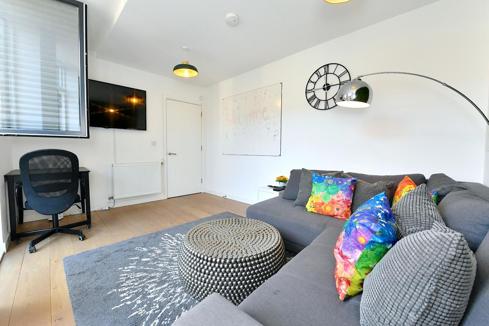 Bright Amelia - 2 Bed 1 Bath With Wifi And Netflix In The Heart Of Appartamento Londra