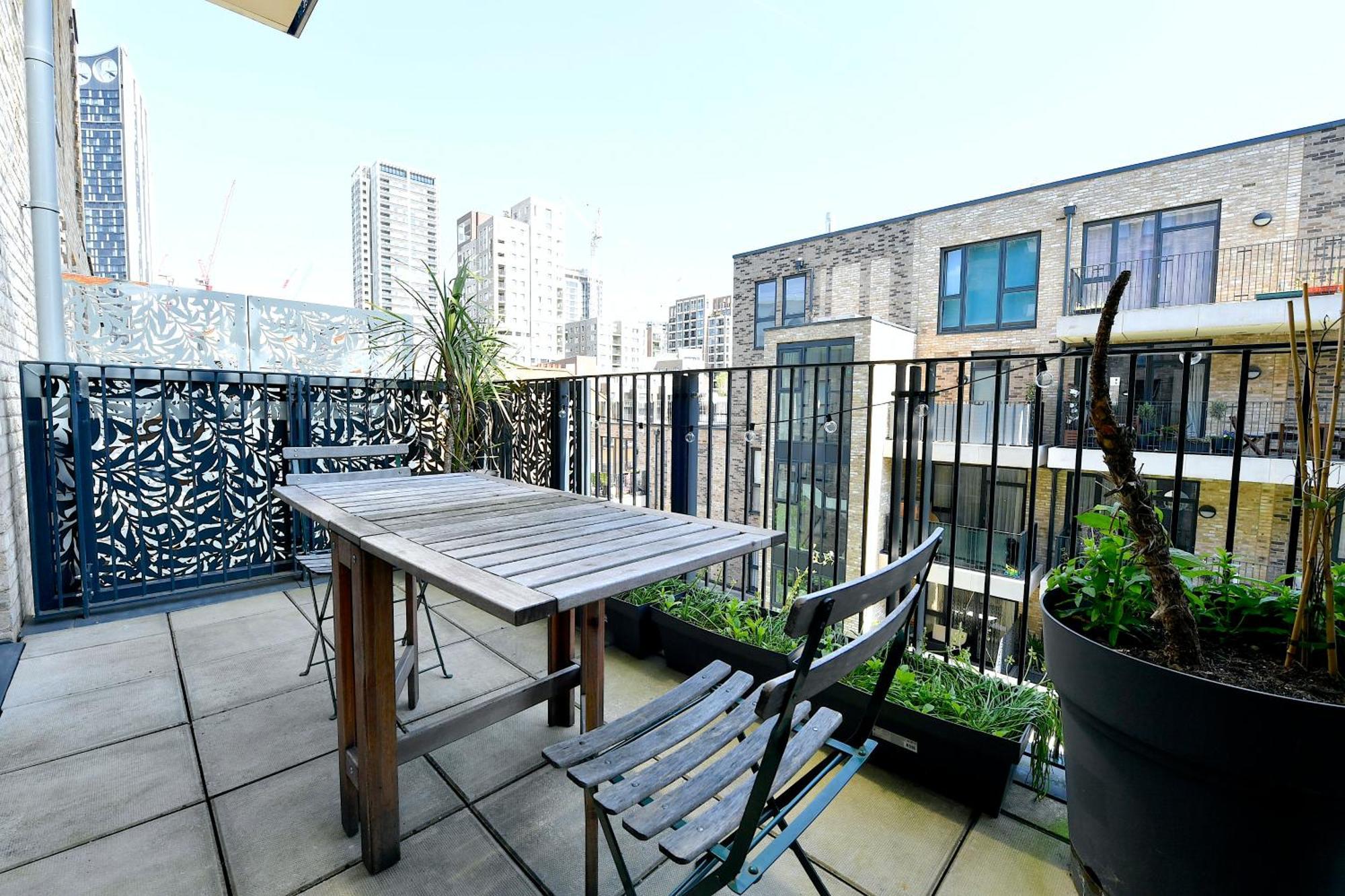 Bright Amelia - 2 Bed 1 Bath With Wifi And Netflix In The Heart Of Appartamento *